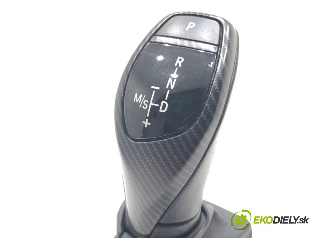 BMW F30 sedan 2016 180 kW 328 i xDrive 1997 Kulisa 9296898 (Rýchlostná páka (kulisa))