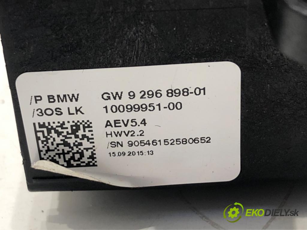 BMW F30 sedan 2016 180 kW 328 i xDrive 1997 Kulisa 9296898 (Rýchlostná páka (kulisa))