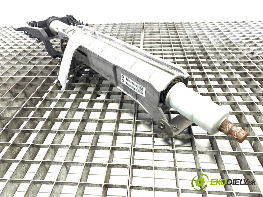 BMW F30 sedan 2016 180 kW 328 i xDrive 1997 Hriadeľ, tyč volantu 6858559 (Tyč riadenia (volantu))