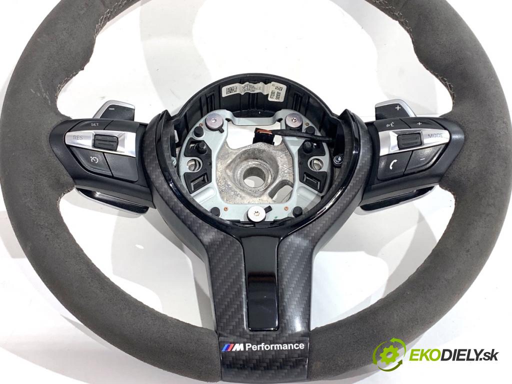 BMW F30 sedan 2016 180 kW 328 i xDrive 1997 Volant 7845602 (Volant)