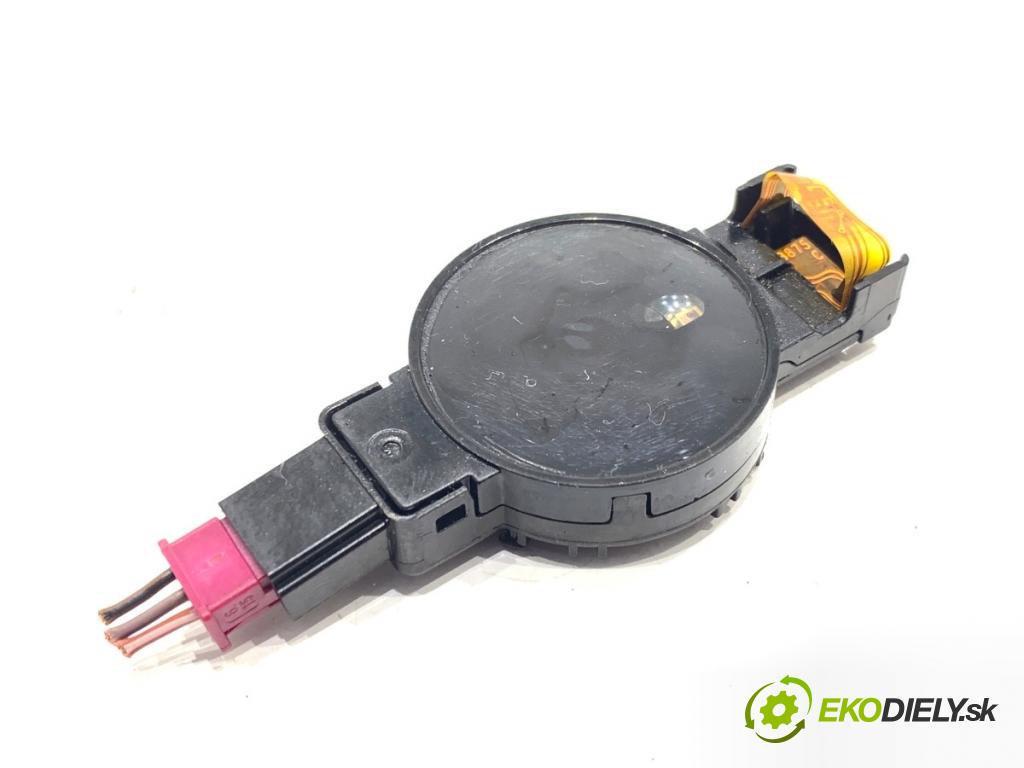 BMW F30 sedan 2016 180 kW 328 i xDrive 1997 Snímač dažďa 9387624 (Snímač dažďa)