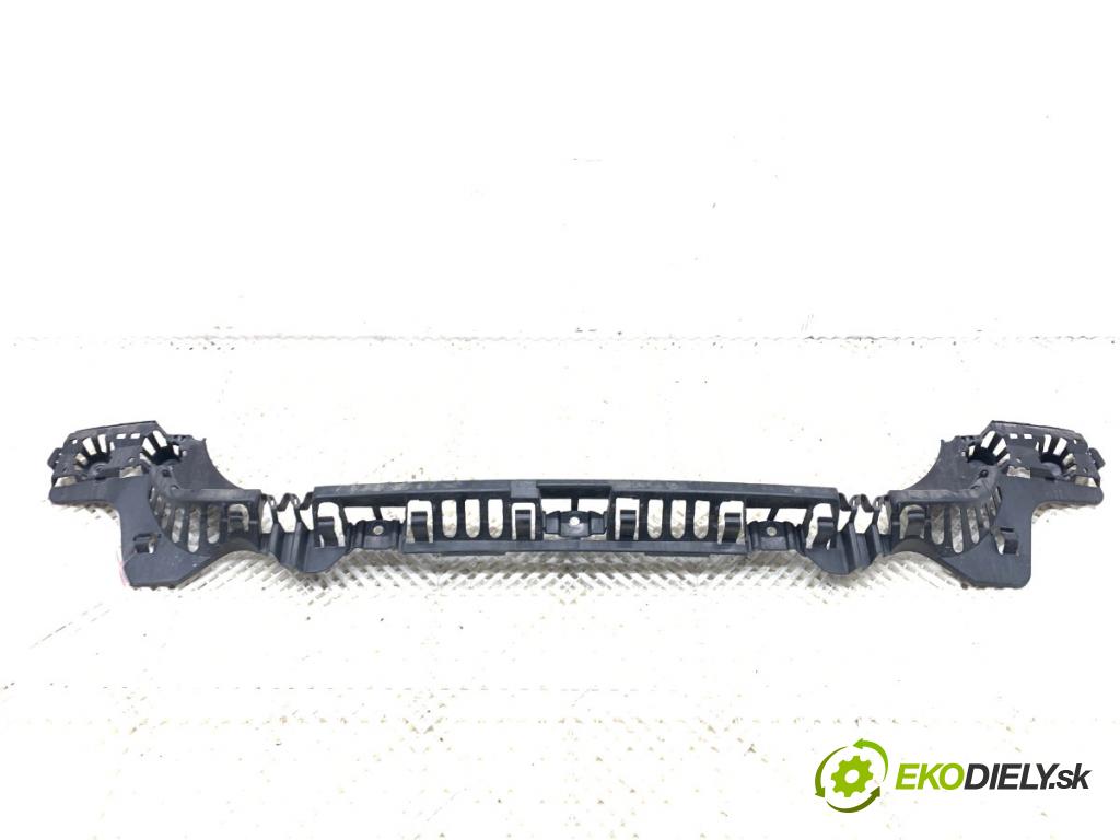 BMW F30 sedan 2016 180 kW 328 i xDrive 1997 Úchyt nárazníka zad stredový 7256922