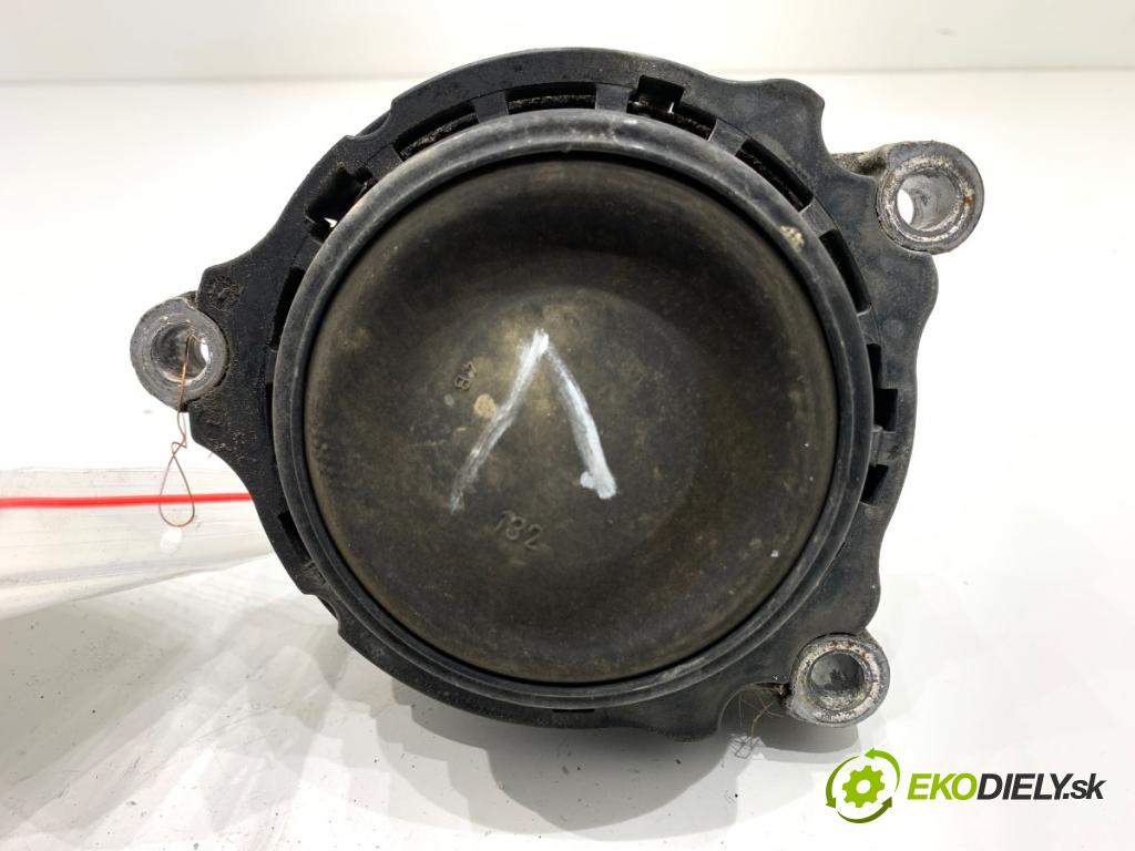 BMW F30 sedan 2016 180 kW 328 i xDrive 1997 AirBag Motor ľavy 6863821