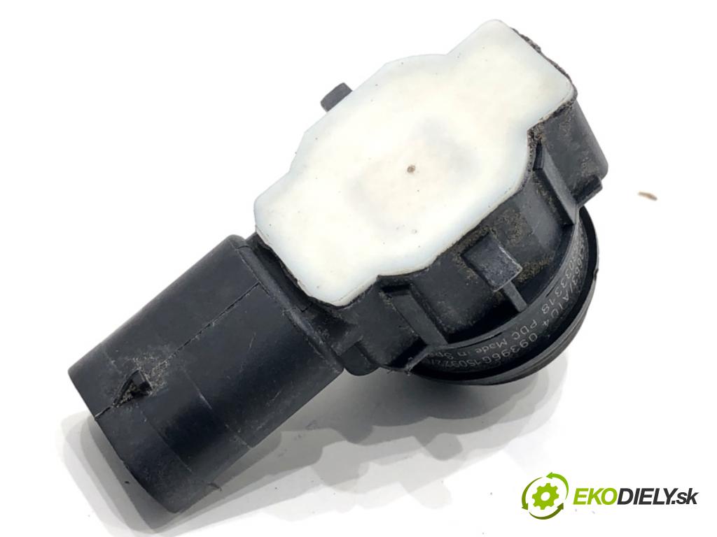 BMW F30 sedan 2016 180 kW 328 i xDrive 1997 Snímač PDC 9353663