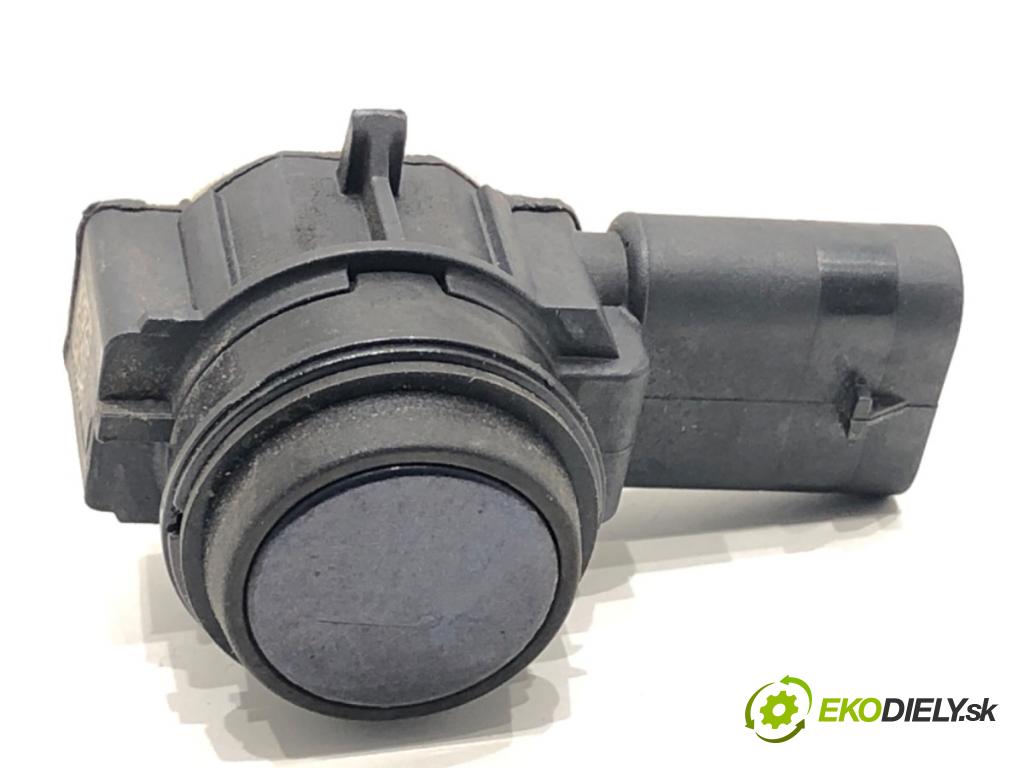 BMW F30 sedan 2016 180 kW 328 i xDrive 1997 Snímač PDC 9353663