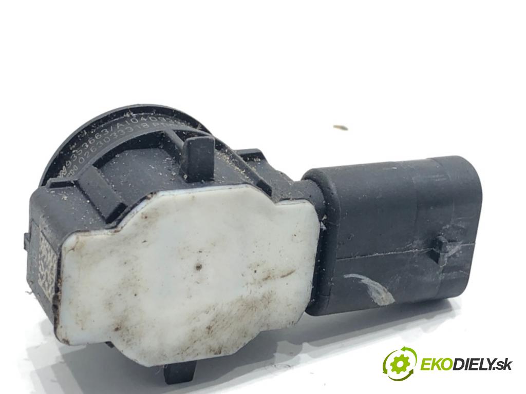 BMW F30 sedan 2016 180 kW 328 i xDrive 1997 Snímač PDC 9353663