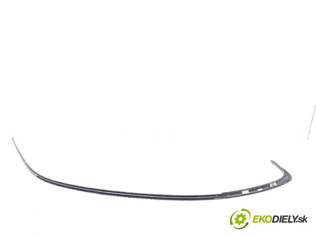 BMW F30 sedan 2016 180 kW 328 i xDrive 1997 Lišta dverí ľavá strana SHADOW: LINE: 7309047