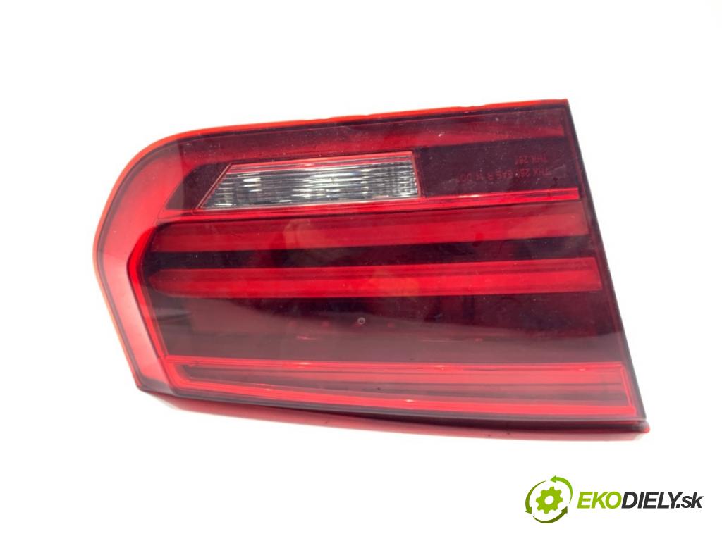 BMW F30 sedan 2016 180 kW 328 i xDrive 1997 Svetlo zad ľavá strana vnútorná 7369121 (Kľučka dverí ostatné)
