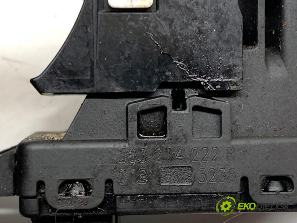 RENAULT KADJAR SUV 2016 81 kW 1.5 dCi 110 (HLA3) 1461 Spínač brzdy ručnej brzdy 363214222R (Prepínacie páčky pod volantom)