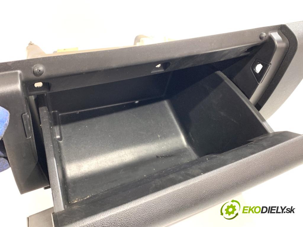 RENAULT KADJAR SUV 2016 81 kW 1.5 dCi 110 (HLA3) 1461 přihrádka kastlík spolujezdce 685005747R (Přihrádka (kastlík))