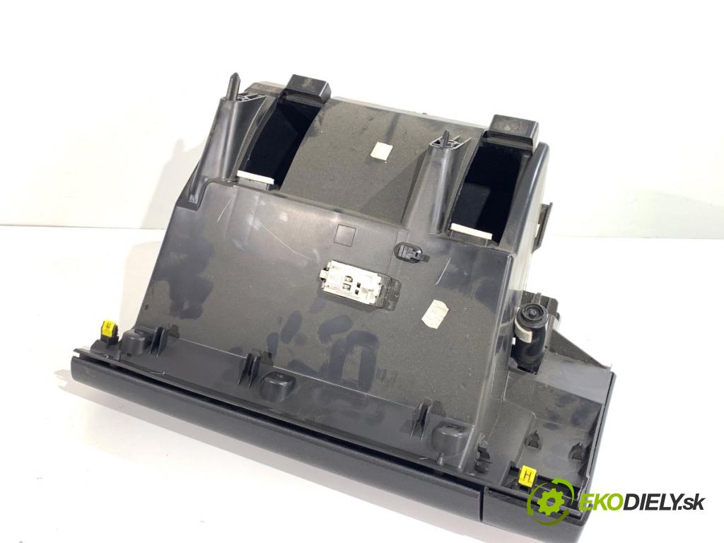 RENAULT KADJAR SUV 2016 81 kW 1.5 dCi 110 (HLA3) 1461 přihrádka kastlík spolujezdce 685005747R (Přihrádka (kastlík))