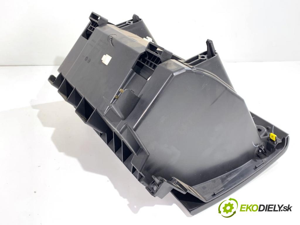 RENAULT KADJAR SUV 2016 81 kW 1.5 dCi 110 (HLA3) 1461 přihrádka kastlík spolujezdce 685005747R (Přihrádka (kastlík))