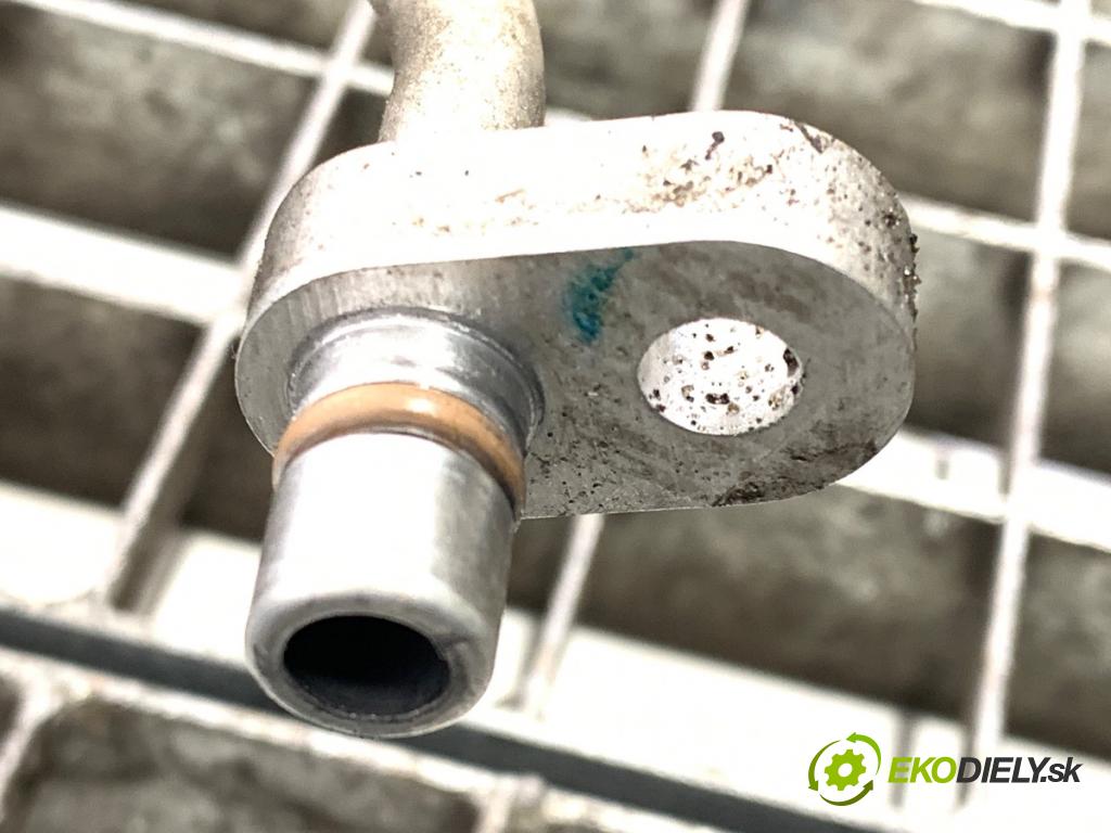 RENAULT KADJAR SUV 2016 81 kW 1.5 dCi 110 (HLA3) 1461 rúrka klimatizace 924400484R (Trubka klimatizace)