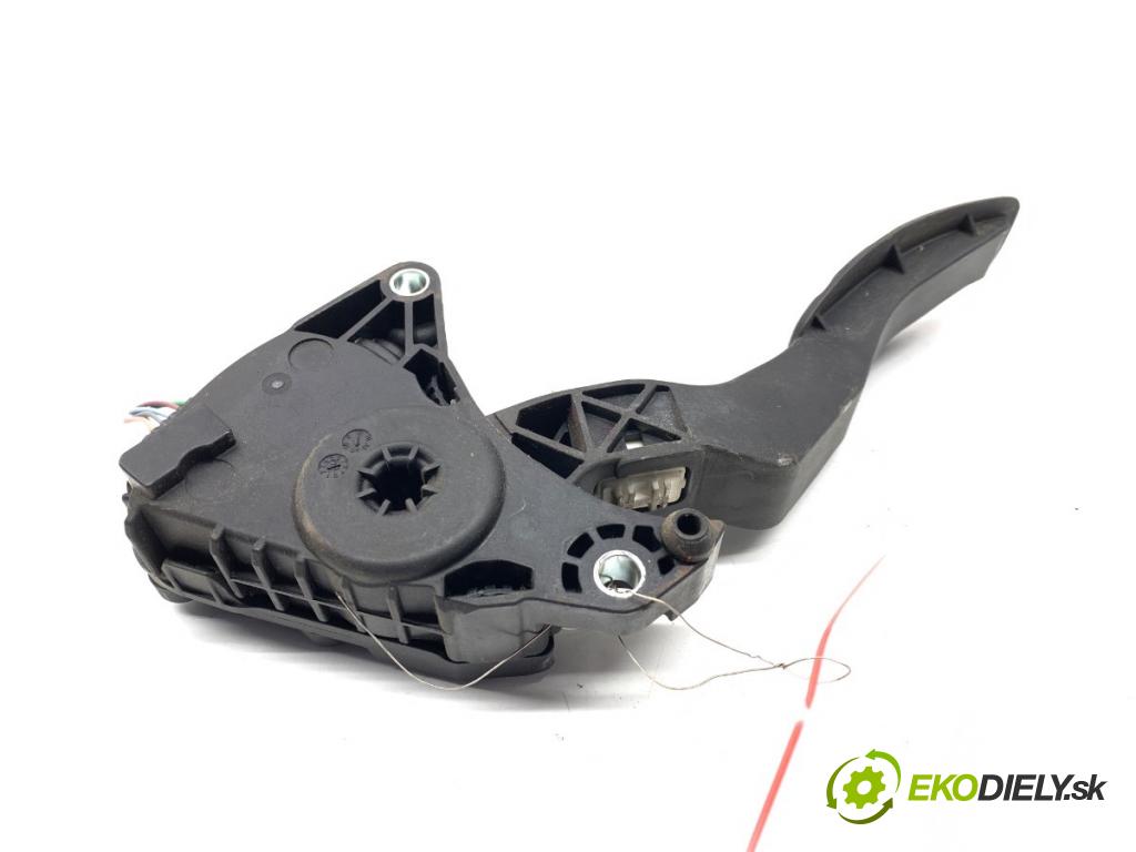 RENAULT KADJAR SUV 2016 81 kW 1.5 dCi 110 (HLA3) 1461 Potenciometer plynu 180024BA0B (Potenciometer plynového pedálu)