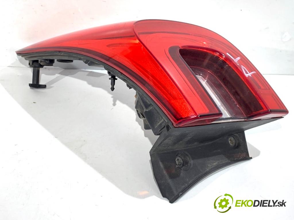 RENAULT KADJAR SUV 2016 81 kW 1.5 dCi 110 (HLA3) 1461 světlo pravý zadní část 265508701R