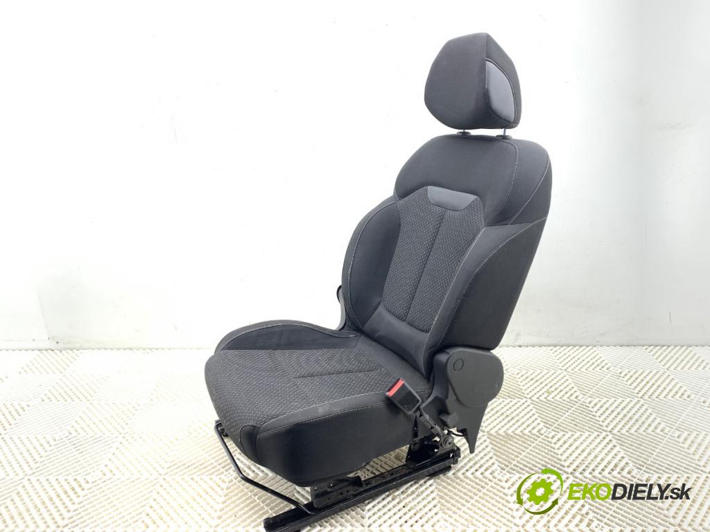 RENAULT KADJAR SUV 2016 81 kW 1.5 dCi 110 (HLA3) 1461 Sedadlo pravy predný