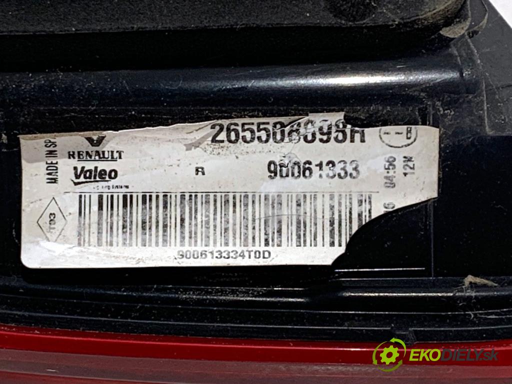 RENAULT KADJAR SUV 2016 81 kW 1.5 dCi 110 (HLA3) 1461 Svetlo zad pravá vnútorná 265508898R (Kľučka dverí ostatné)