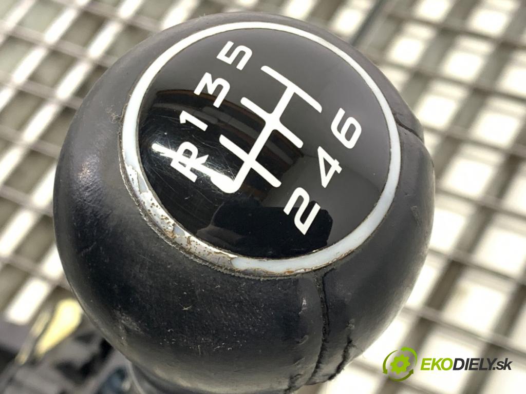 FIAT TIPO Kombi 2017 88 kW 1.4 (356WXF1B) 1368 Kulisa 50294578 (Rýchlostná páka (kulisa))