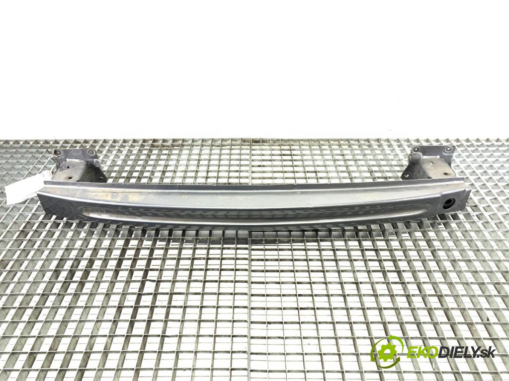 SKODA SUPERB III Kombi 2023 110 kW 2.0 TDI 1968 Výstuha nárazníka zad  (Výstuha zadná)