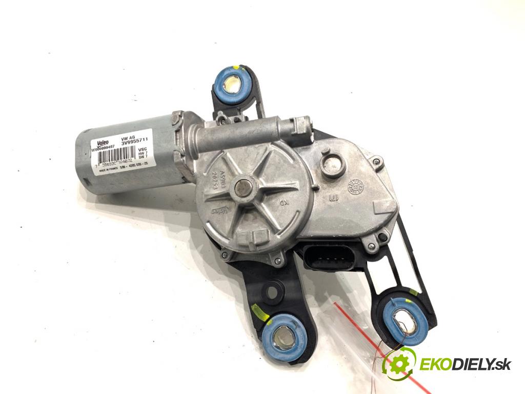 SKODA SUPERB III Kombi 2023 110 kW 2.0 TDI 1968 motor stěračů zadní část 3V9955711