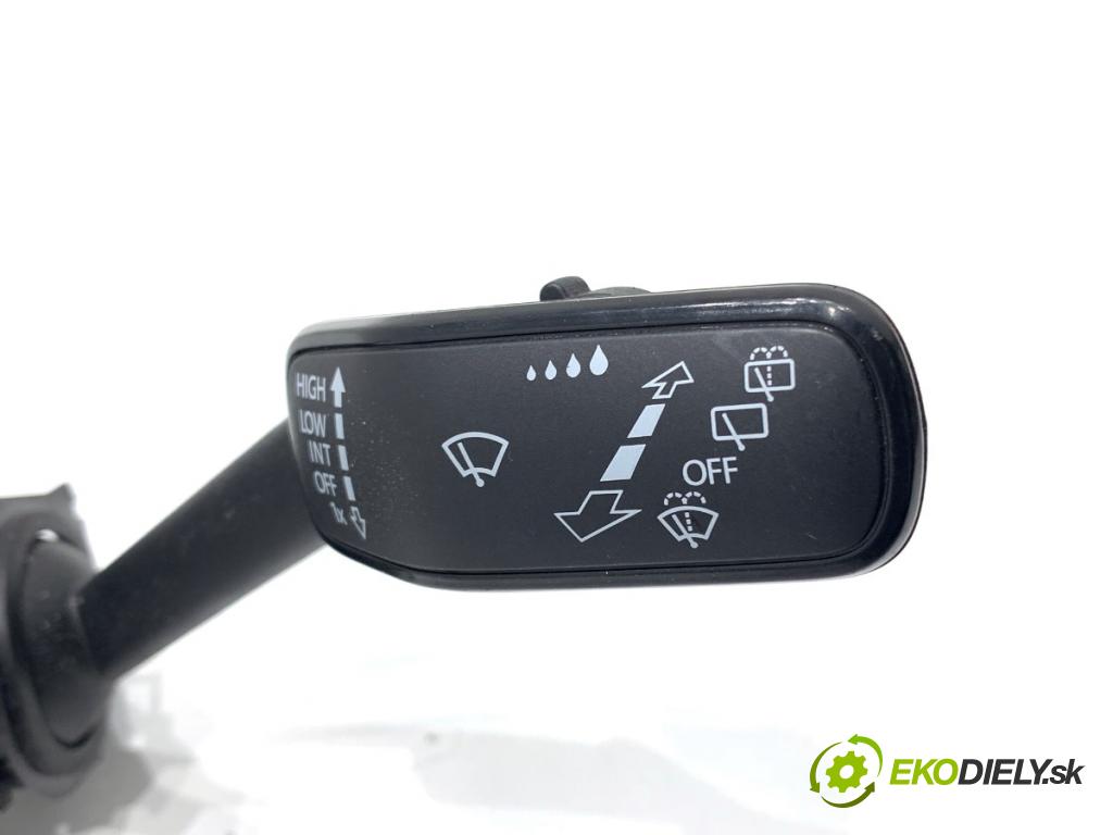 SKODA SUPERB III Kombi 2023 110 kW 2.0 TDI 1968 Prepínač kombinovaný 5Q1953521LA (Prepínacie páčky pod volantom)