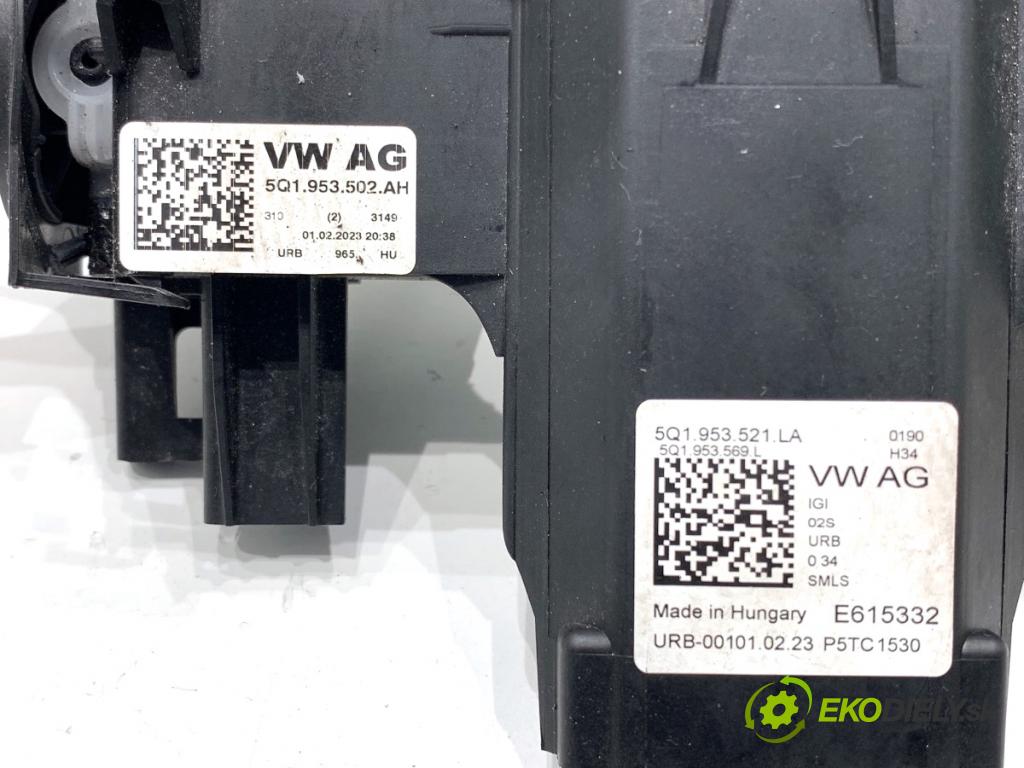 SKODA SUPERB III Kombi 2023 110 kW 2.0 TDI 1968 Prepínač kombinovaný 5Q1953521LA (Prepínacie páčky pod volantom)