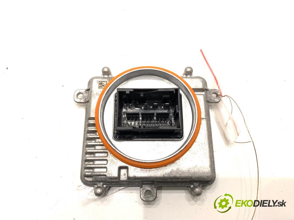 SKODA SUPERB III Kombi 2023 110 kW 2.0 TDI 1968 Menič XENON 992941571AA (Riadiaca jednotka xenónu)