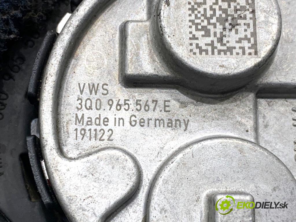 SKODA SUPERB III Kombi 2023 110 kW 2.0 TDI 1968 DALŠÍ: Pumpa vody 3Q0965567E (Vodná pumpa)