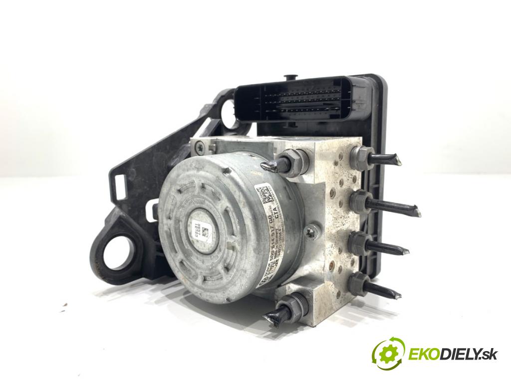 SKODA SUPERB III Kombi 2023 110 kW 2.0 TDI 1968 pumpa ABS 5Q0614517GD (Pumpa ABS)