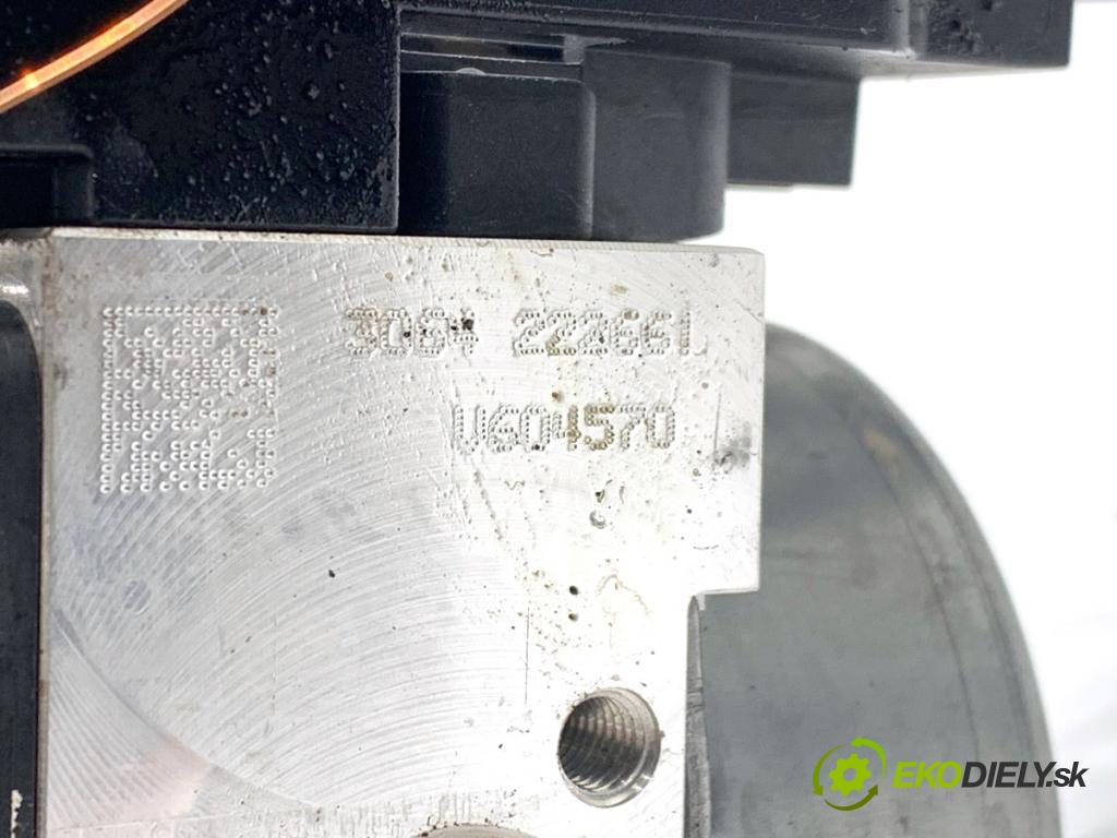 SKODA SUPERB III Kombi 2023 110 kW 2.0 TDI 1968 pumpa ABS 5Q0614517GD (Pumpa ABS)