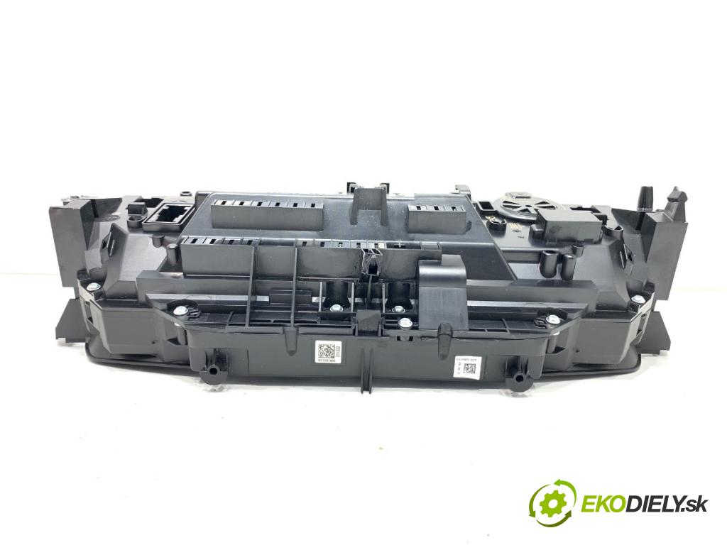 SKODA SUPERB III Kombi 2023 110 kW 2.0 TDI 1968 Prístrojovka 3V0920790H (Prístrojová doska)