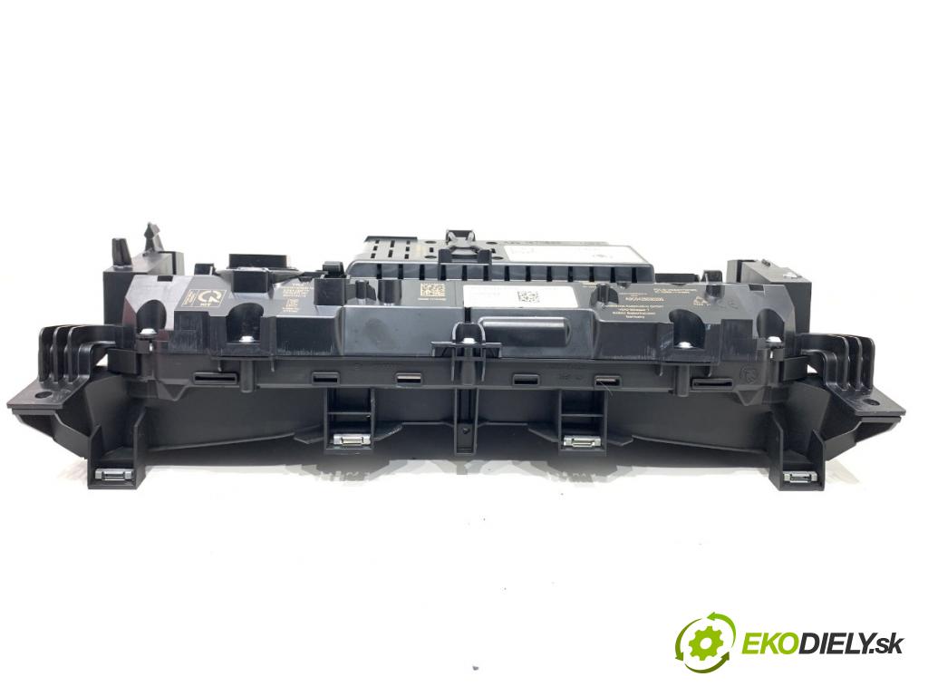 SKODA SUPERB III Kombi 2023 110 kW 2.0 TDI 1968 Prístrojovka 3V0920790H (Prístrojová doska)