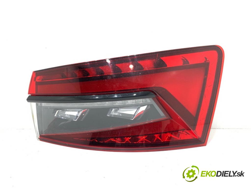 SKODA SUPERB III Kombi 2023 110 kW 2.0 TDI 1968 Svetlo pravy zad 3V9945208B