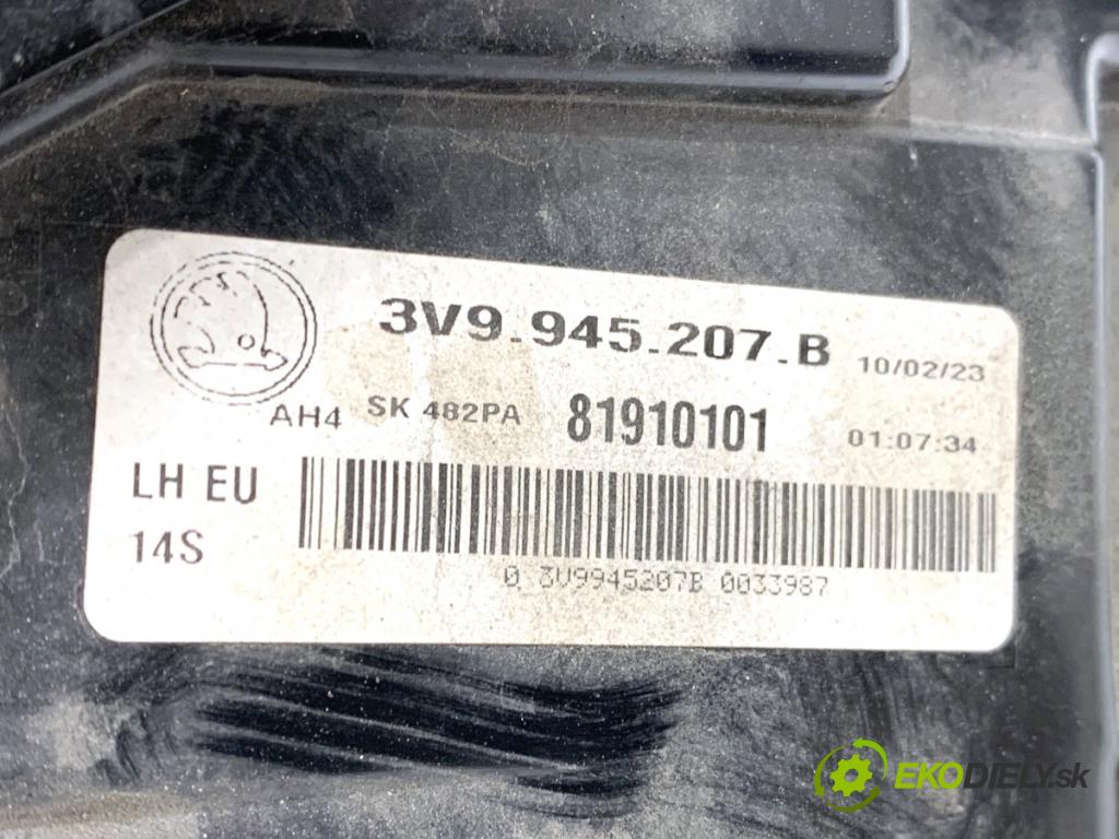 SKODA SUPERB III Kombi 2023 110 kW 2.0 TDI 1968 Svetlo ľavy zad 3V9945207B