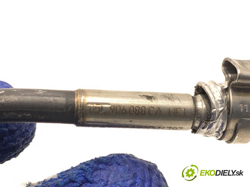 SKODA SUPERB III Kombi 2023 110 kW 2.0 TDI 1968 Snímač teploty spalín 05L906088CA (Snímač)