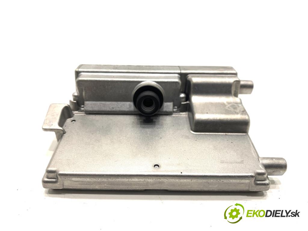 SKODA SUPERB III Kombi 2023 110 kW 2.0 TDI 1968 KAMERA okna prednej 2Q0980653D