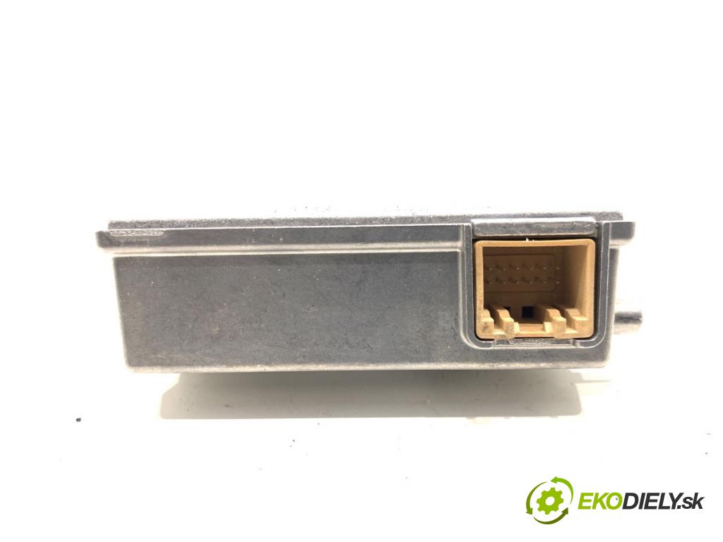 SKODA SUPERB III Kombi 2023 110 kW 2.0 TDI 1968 KAMERA okna PŘEDNÍ 2Q0980653D