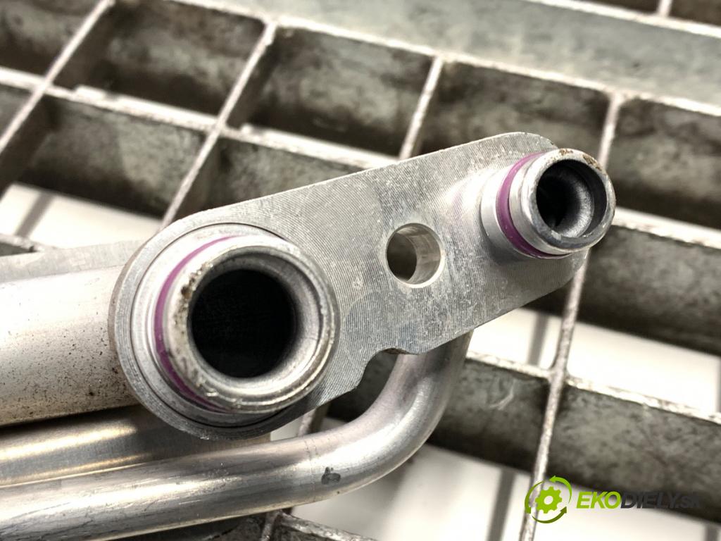 SKODA SUPERB III Kombi 2023 110 kW 2.0 TDI 1968 rúrka klimatizácie 5WB816738F (Rúrka klimatizácie)