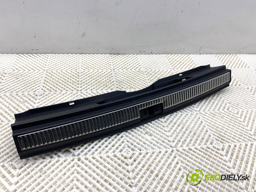 SKODA SUPERB III Kombi 2023 110 kW 2.0 TDI 1968 clona prahu kufra 3V9863459A