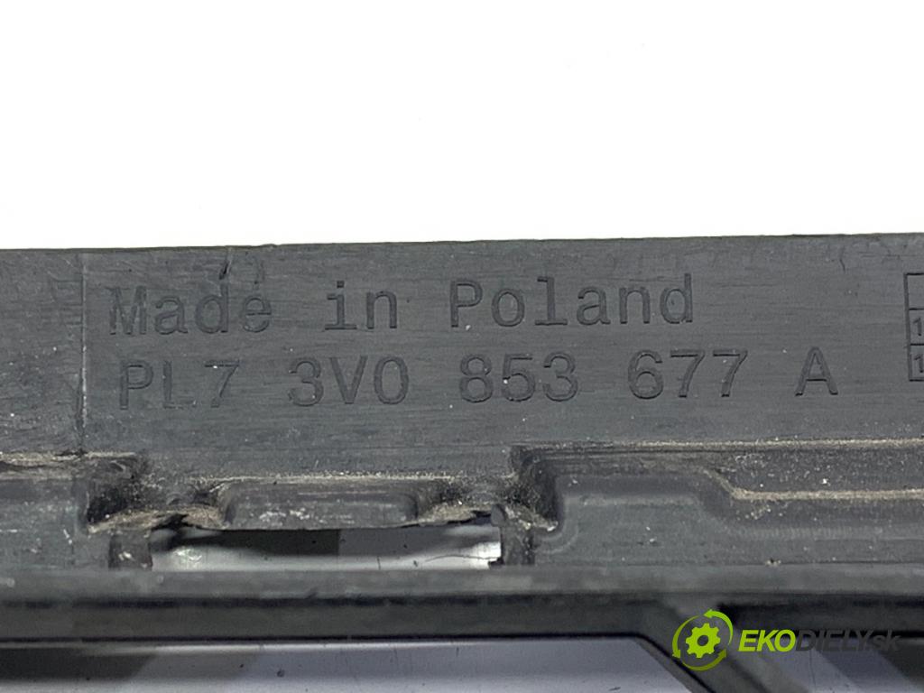 SKODA SUPERB III Kombi 2023 110 kW 2.0 TDI 1968 mří nárazníka přední část střední 3V0853677A