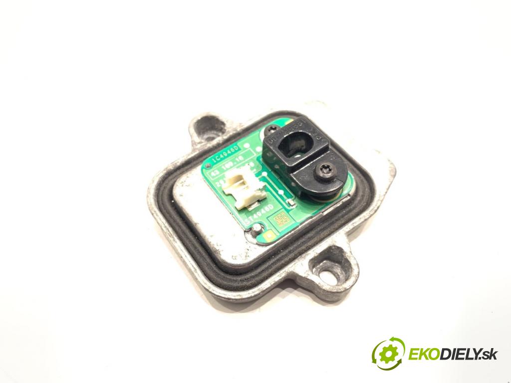 BMW F30 sedan 2016 180 kW 328 i xDrive 1997 Modul LED 199660-00