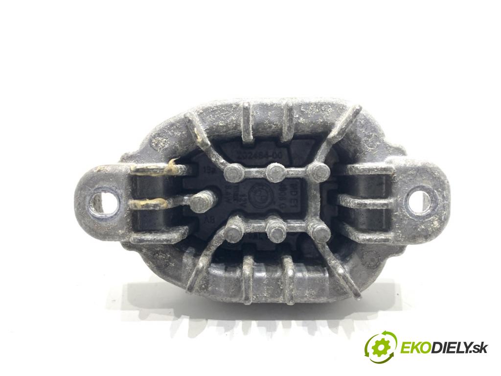 BMW F30 sedan 2016 180 kW 328 i xDrive 1997 Modul LED 202484-00