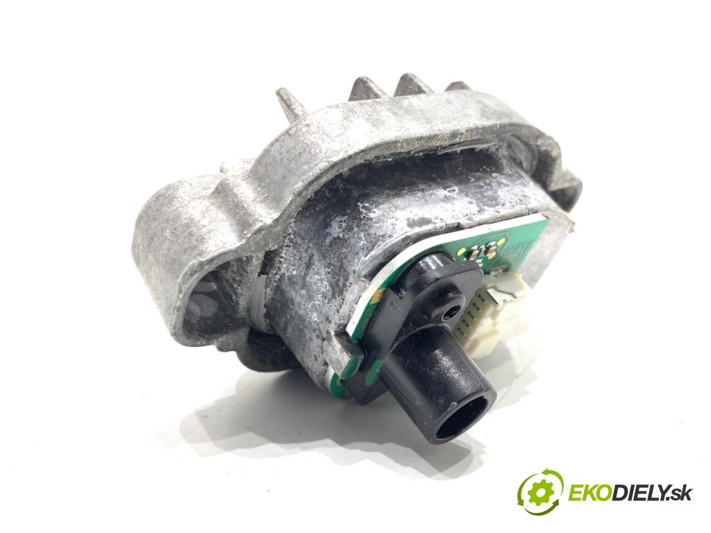 BMW F30 sedan 2016 180 kW 328 i xDrive 1997 Modul LED 202484-00