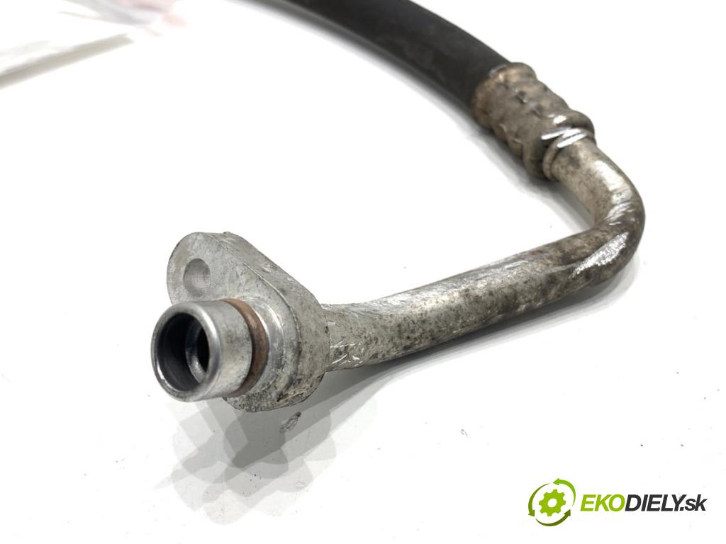 NISSAN JUKE F15 SUV 2012 86 kW 1.6 1598 rúrka klimatizace 92490BA60A (Trubka klimatizace)