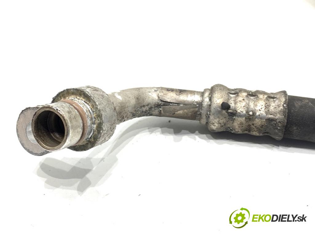 NISSAN JUKE F15 SUV 2012 86 kW 1.6 1598 rúrka klimatizace 92490BA60A (Trubka klimatizace)