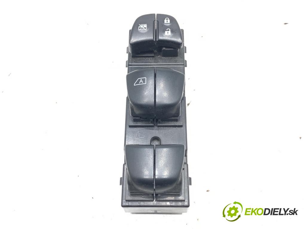 NISSAN JUKE F15 SUV 2012 86 kW 1.6 1598 Prepínač okien 254011KA0B (Prepínacie páčky pod volantom)