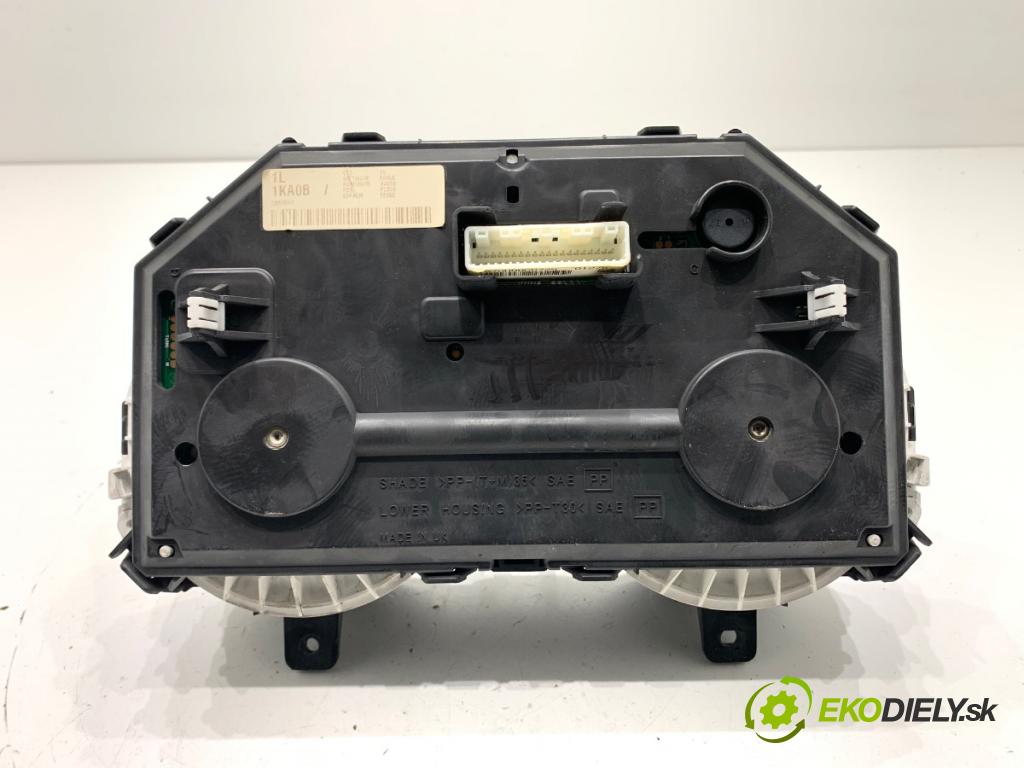 NISSAN JUKE F15 SUV 2012 86 kW 1.6 1598 Prístrojovka 1KA0B (Prístrojová doska)