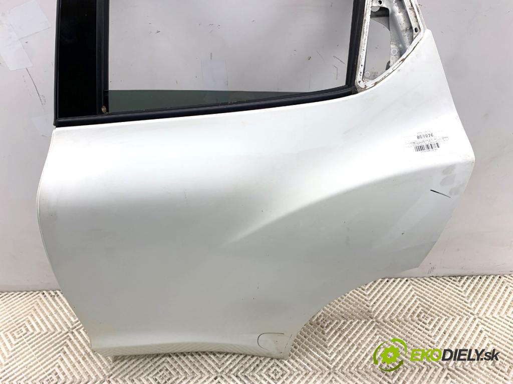 NISSAN JUKE F15 SUV 2012 86 kW 1.6 1598 dveře levý zadní část 326G