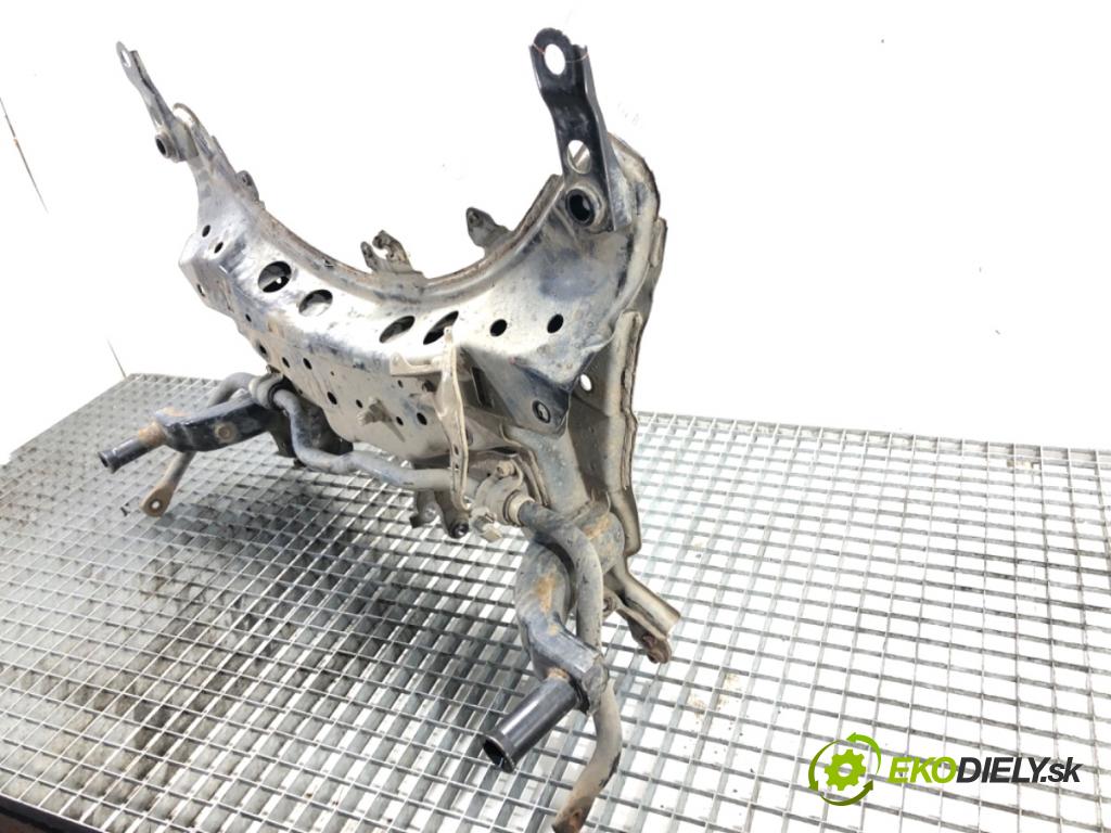 TOYOTA C-HR SUV 2016 85 kW 1.2 (NGX10_) 1197 výztuha pod motor  (Přední výztuha)