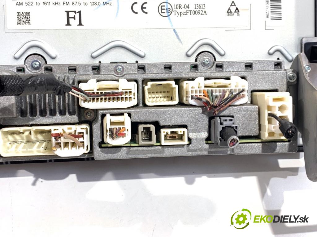 TOYOTA C-HR SUV 2016 85 kW 1.2 (NGX10_) 1197 Dislpej 86140-F4010 (Prístrojová doska)